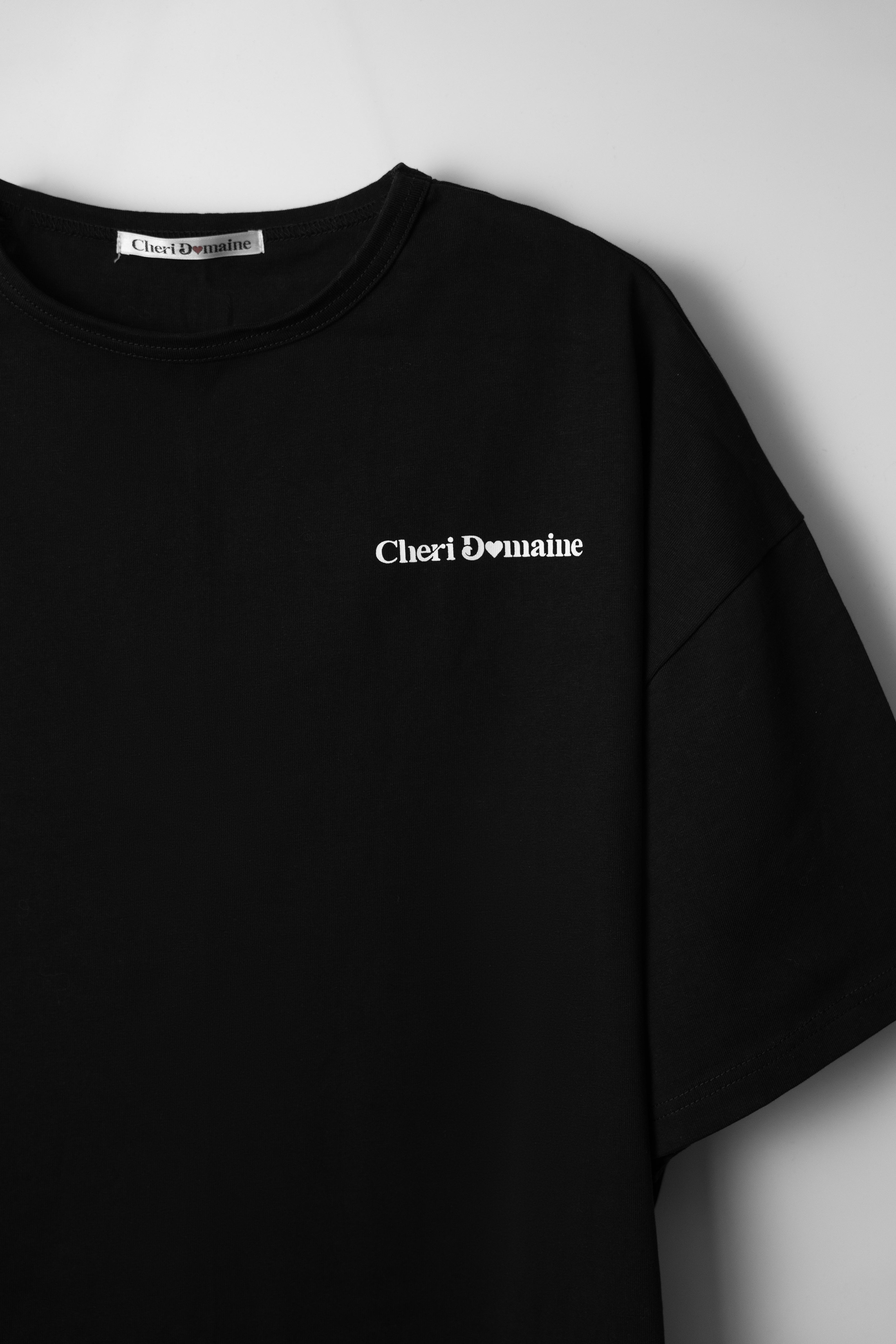totochitti オーバーサイズTシャツ (ブラック)