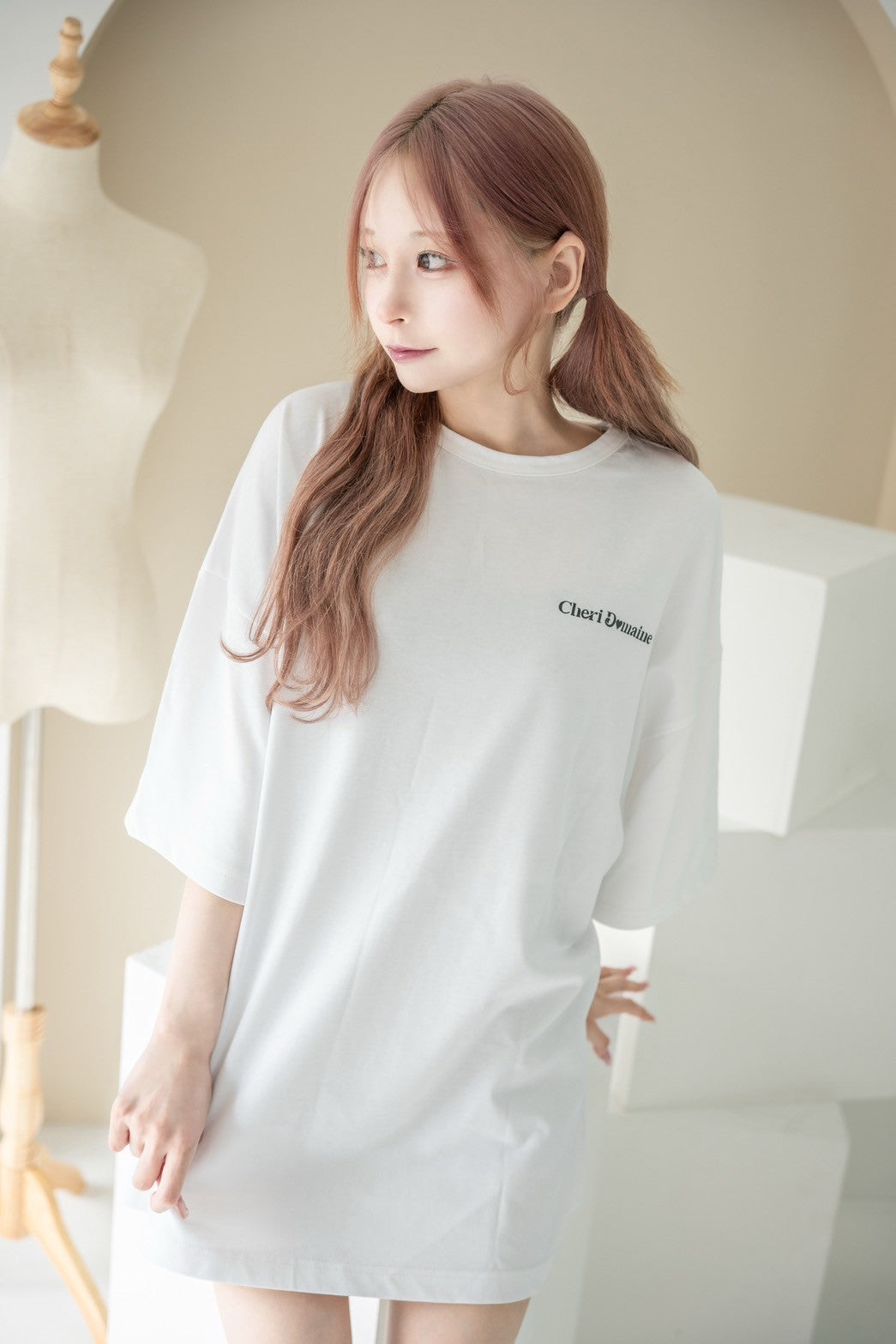totochitti オーバーサイズTシャツ (ホワイト)